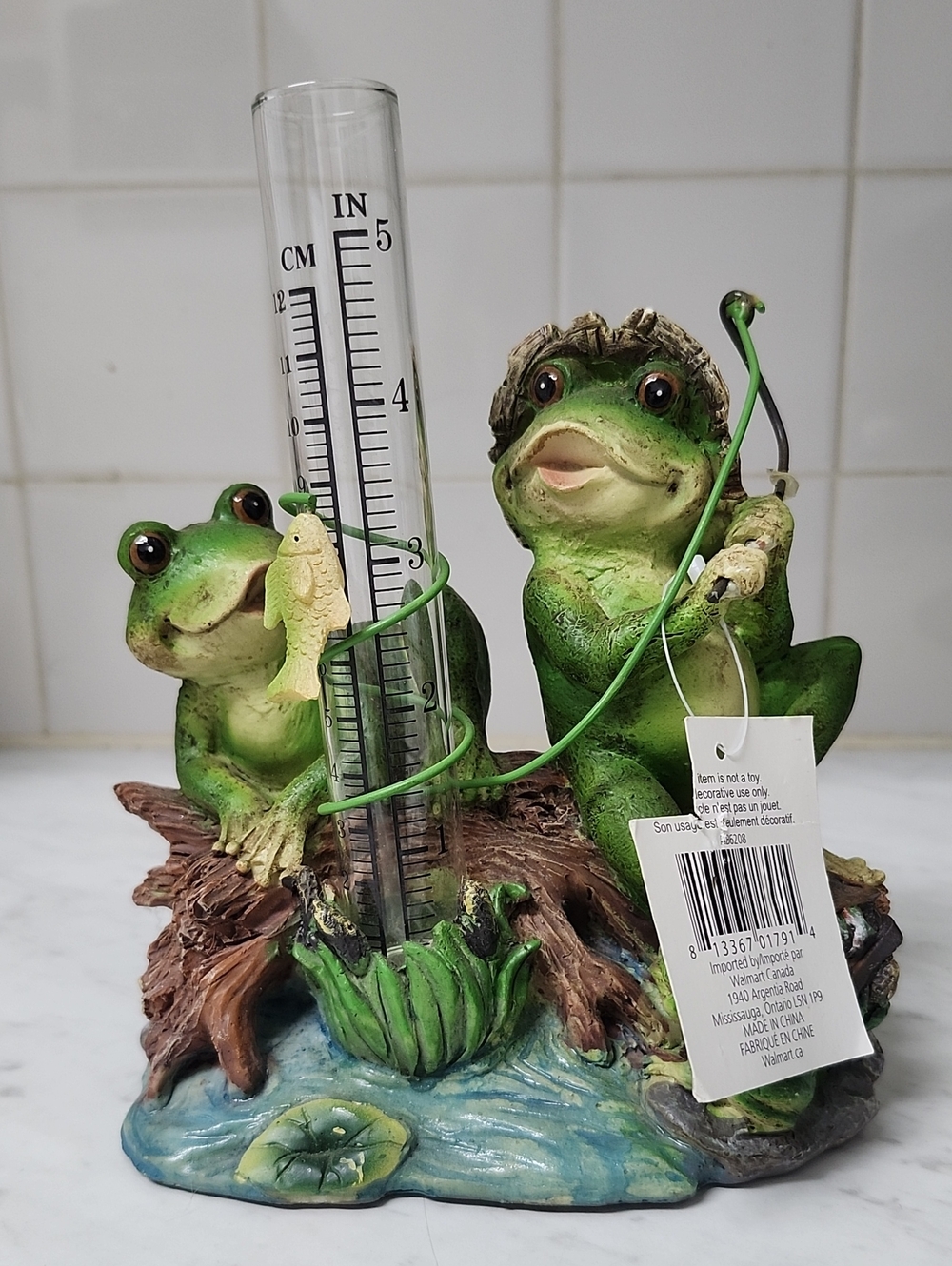 Green Frog Fishing Rain Gauge Figurine